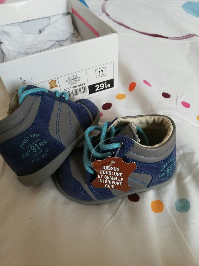 1ère chaussure de marche - photo numéro 3