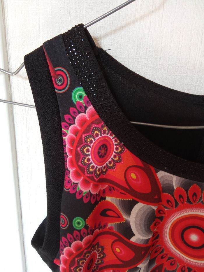 Robe mi saison été taille S/M motif fleur, rouge, noire - photo numéro 5