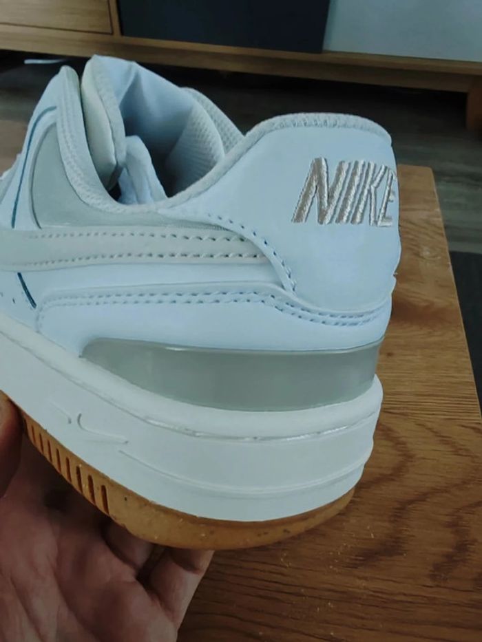 Nike Air Force Gamma blanche neuve taille 40.5 - photo numéro 12