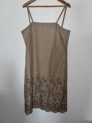 Jolie robe d’été taille 44