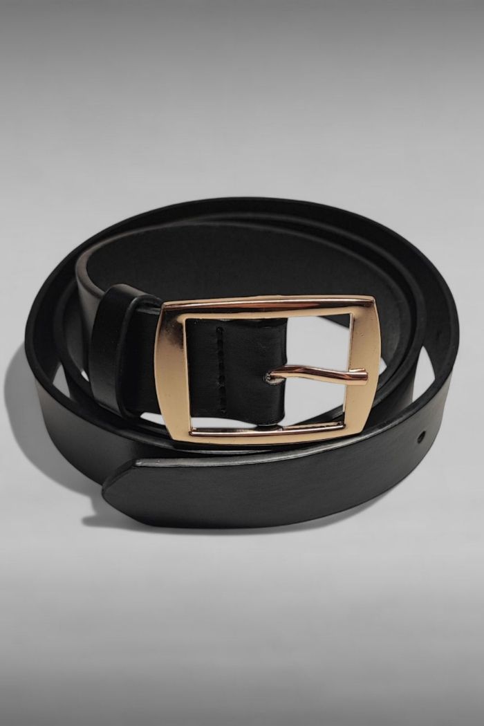 Ceinture cuir noir Boucle acier dorée 117CM