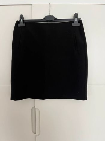Jupe classique courte noire