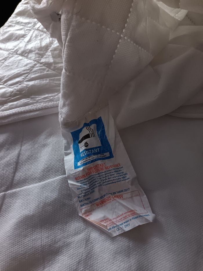 Matelas mousse+housse coton & imperméable 70 X 150 - photo numéro 3