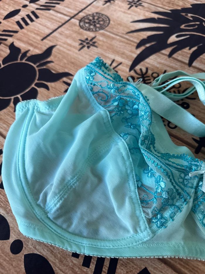 Soutien gorge corbeille femme - photo numéro 3