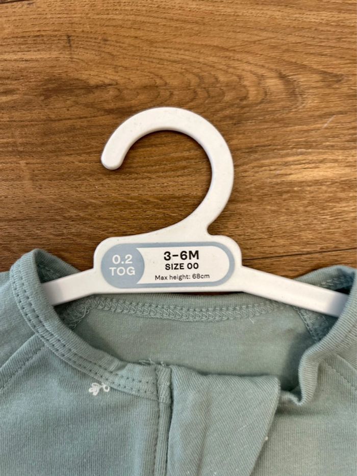 (New) combishort bébé 3-6m - photo numéro 2