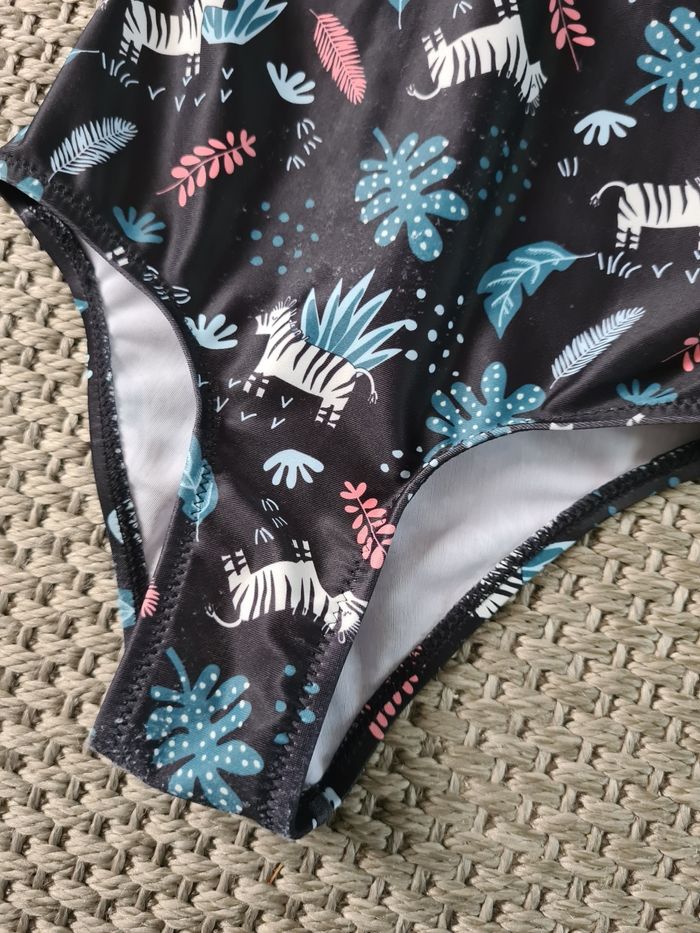 Maillot de bain 1 pièce "savane" fille - 4 ans - photo numéro 7