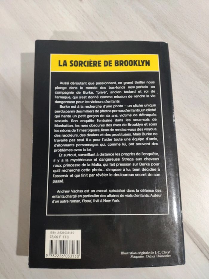 Livre grand format La sorcière de Brooklyn Vachss - photo numéro 6
