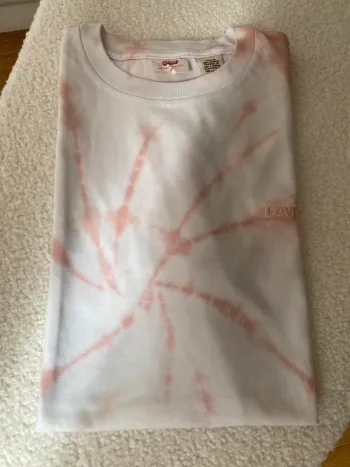 Teeshirt Levis