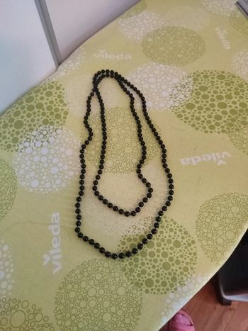 Collier perles noir