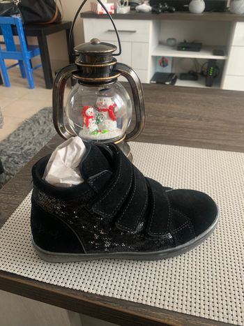 Jolie basket Naf Naf Neuf emballé étiquetée taille 31