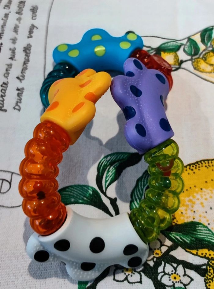 Hochet 🌈 Multicolore 🧸aux différentes fonctions dès 👶3 mois - photo numéro 3