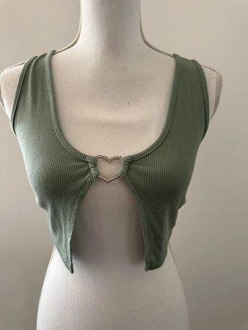 Crop top vert sauge et cœur strass 2YK T38 M