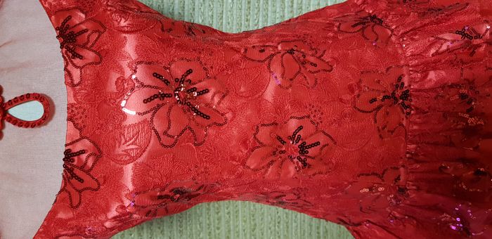 🌻 Robe rouge neuve de boutique Parisienne 🌻 - photo numéro 3