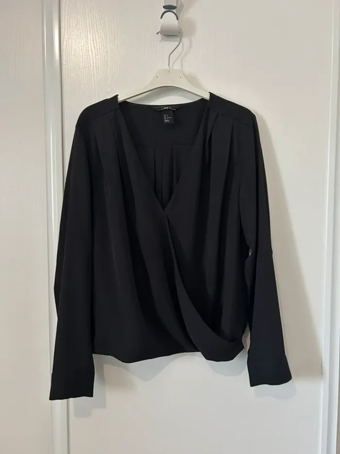 Blouse croisée drapée cache cœur H&M - photo numéro 3