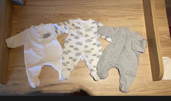 Lot 3 pyjamas la redoute 0 mois