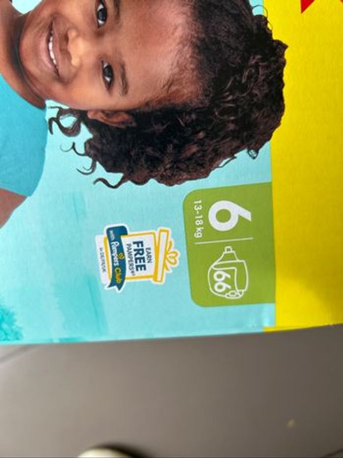1 carton de couches Pampers t 6 - photo numéro 2