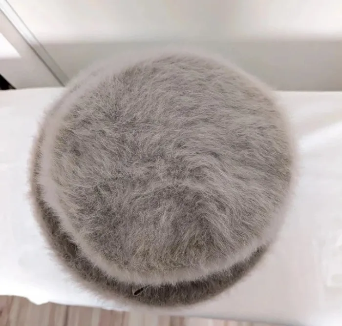 Chapeau beige en angora - Brosson Toulouse - photo numéro 3