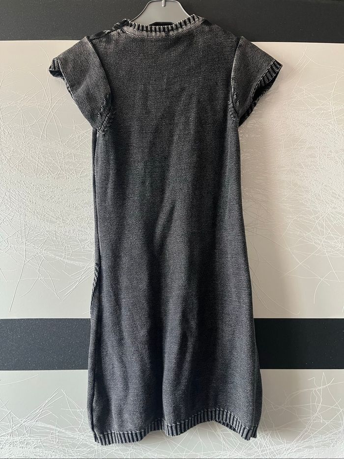 Robe grise 10 ans - photo numéro 2