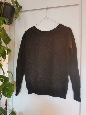 Pull gris