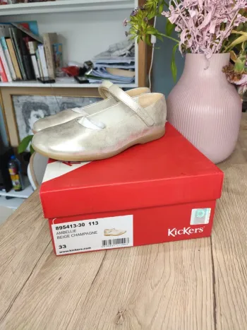 Chaussures ballerines beige champagne kickers 33 neuves