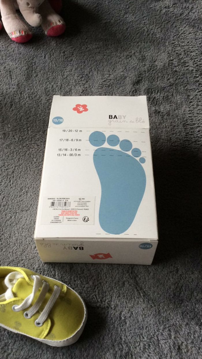 Chaussures bébé neuves - photo numéro 4