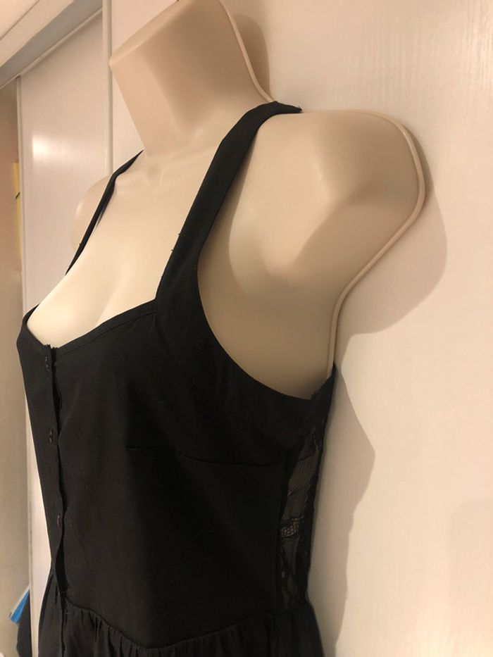 Petite robe noire Jennyfer dos en dentelle  taille 34 - photo numéro 17