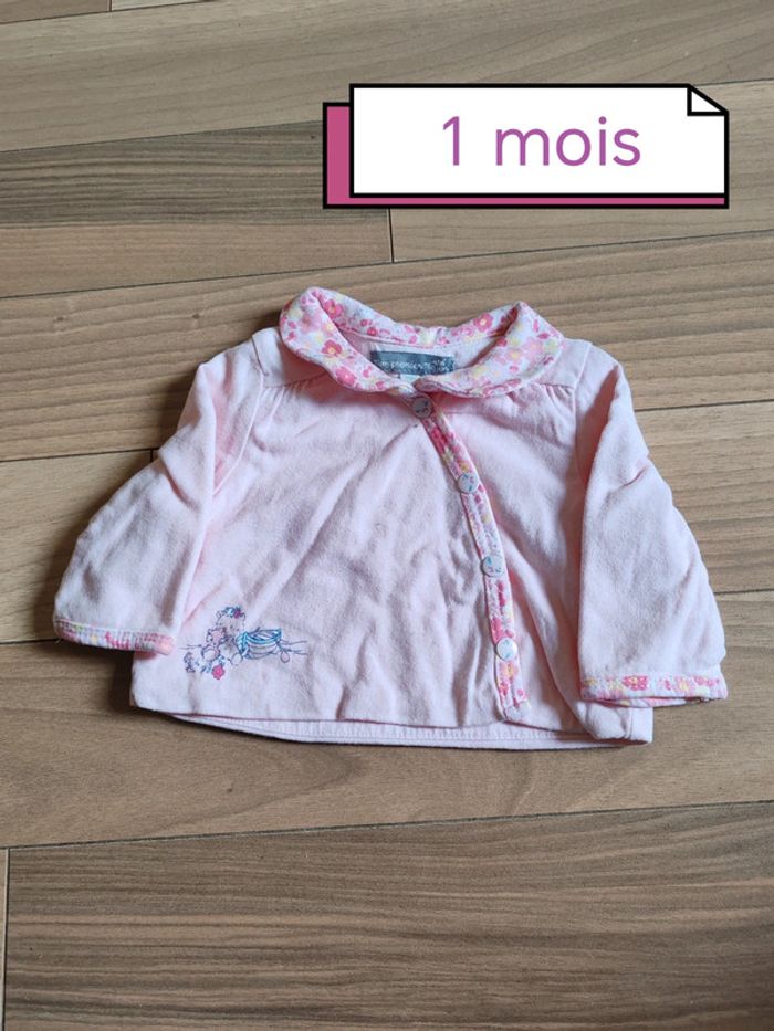 Très jolie gilet à manches longues