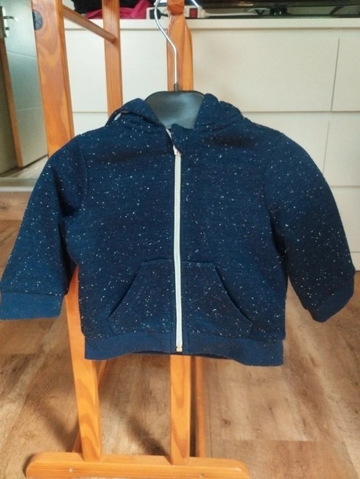 Gilet à capuche zippé bébé garçon taille 9 mois