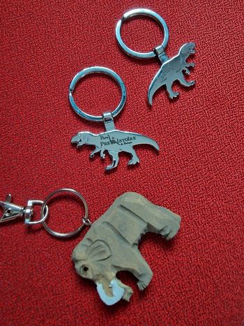 Lot porte clé dinosaure