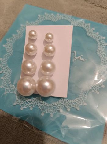 Lot boucles d'oreilles perles blanches