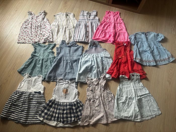 Lot robes fille 24 mois et 2 ans