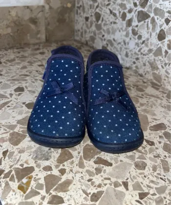 Chausson semelle dur taille 21