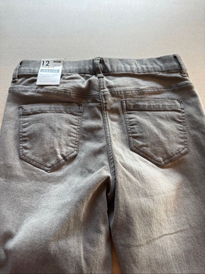 Lot 2 pantalons Gémo 12 ans - photo numéro 7