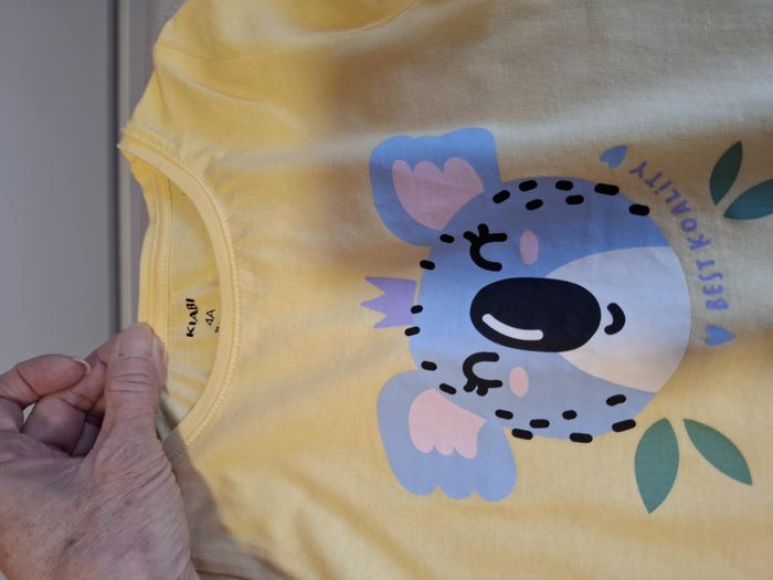 Beau lot fille 5 tee-shirts 4 ans manches courtes Kiabi/Marvel très bon état - photo numéro 5