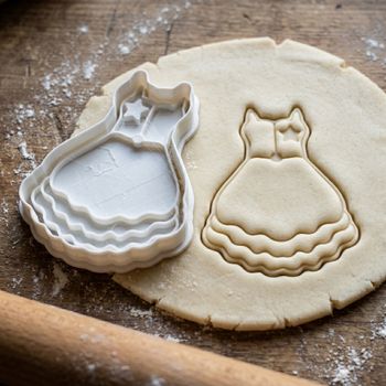 Emporte-pièce Robe Princesse Étoile - Découpoir Biscuit Sablé Pâte à Sucre