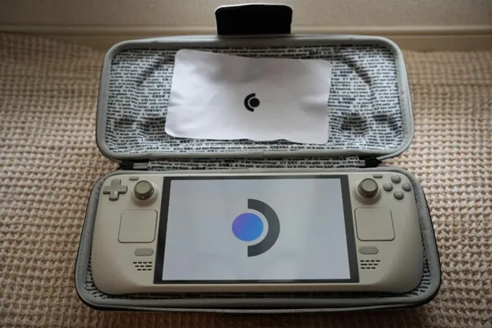 Console portable Steam Deck OLED 1 To NVMe SSD blanche édition limitée 7,4 pouces - photo numéro 5