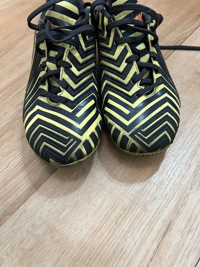 Crampons predator Adidas - photo numéro 2