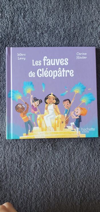 Livre Les Fauves de Cleopatre Marc Levy/Carine Hinder