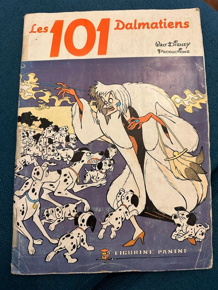 Album Panini complet Disney Les 101 dalmatiens stickers autocollants collection livre