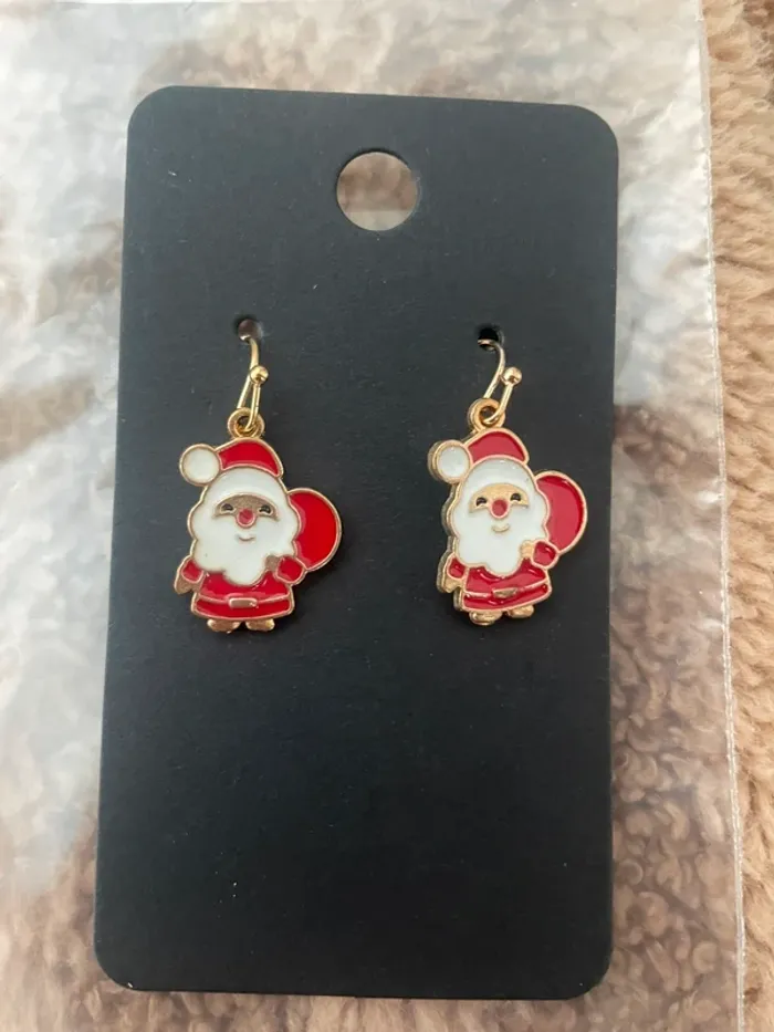Boucle d’oreille Père Noël 🎅 - photo numéro 2
