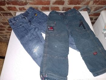 lot 2 pantalons 3 ans