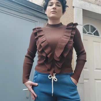 Superbe pull neuf taille unique