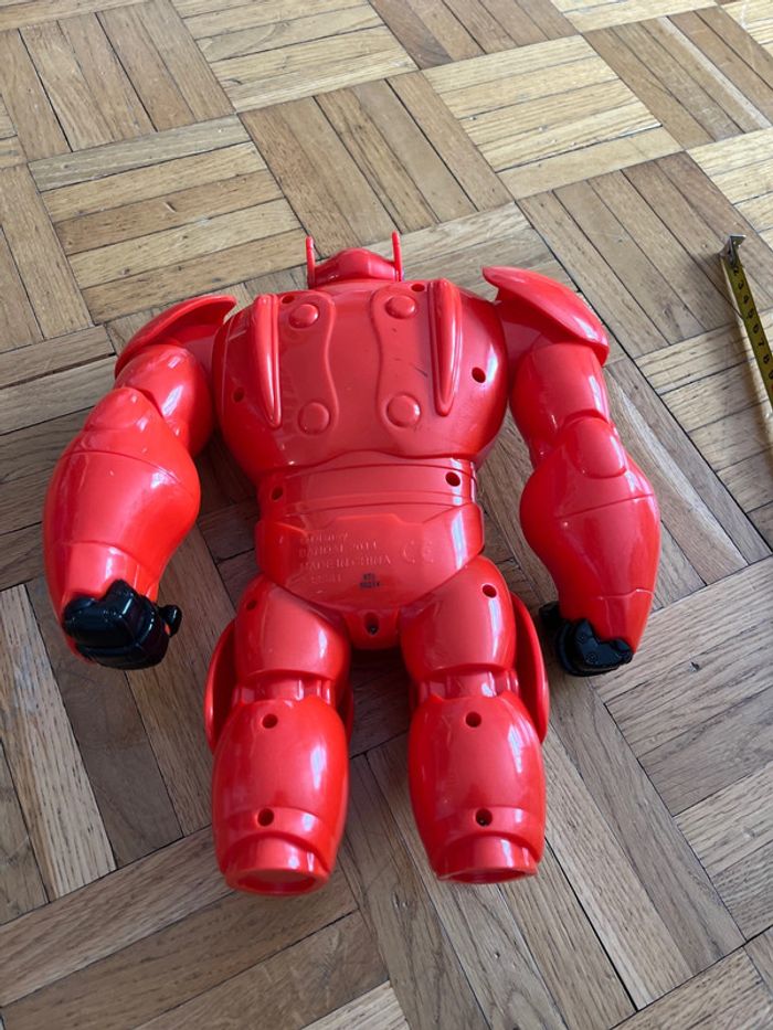 Figurine Baymax Disney - photo numéro 4