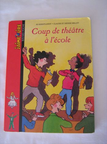 Livre Coup de théâtre à l'école