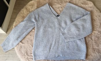 Pull bleu
