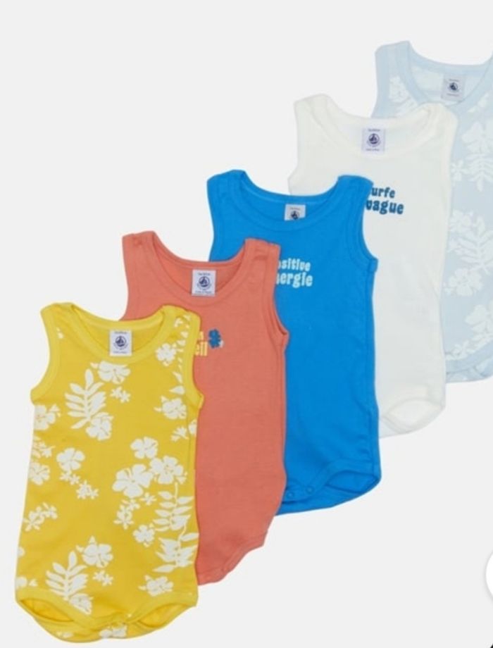 Lot 5 bodys petit bateau 3 mois