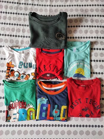 Lot de 7 vêtements enfants avec motif
