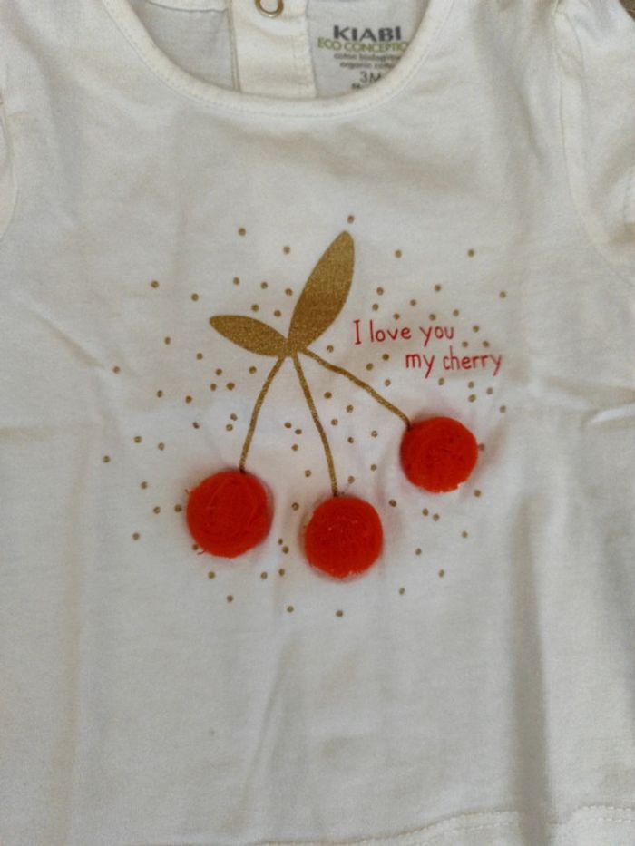 Ensemble corail. 3 mois - photo numéro 4