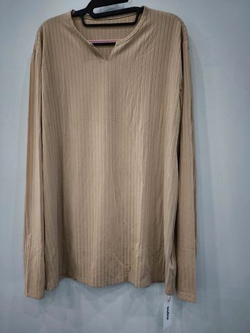 T shirt manches longues taille L neuf