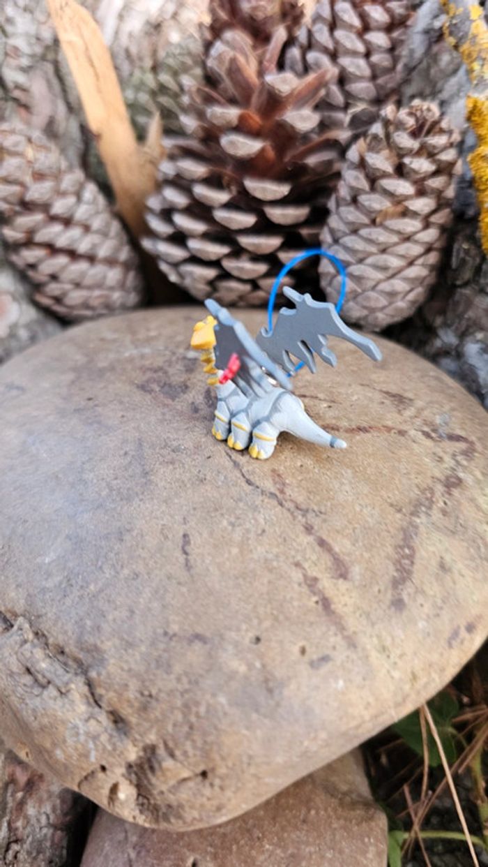 Super petite figurine Pokemon Nintendo Giratina porte clé - photo numéro 3